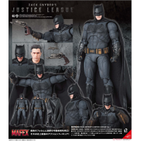 MAFEX BATMAN